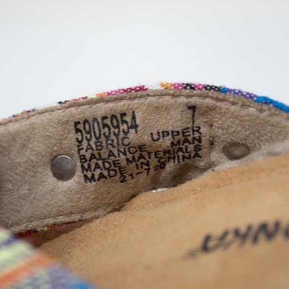 Minnetonka Flip Flop Thong Sandals Multicolor Aztec Charm Womens Size 7 5905954 - Picture 3 of 4